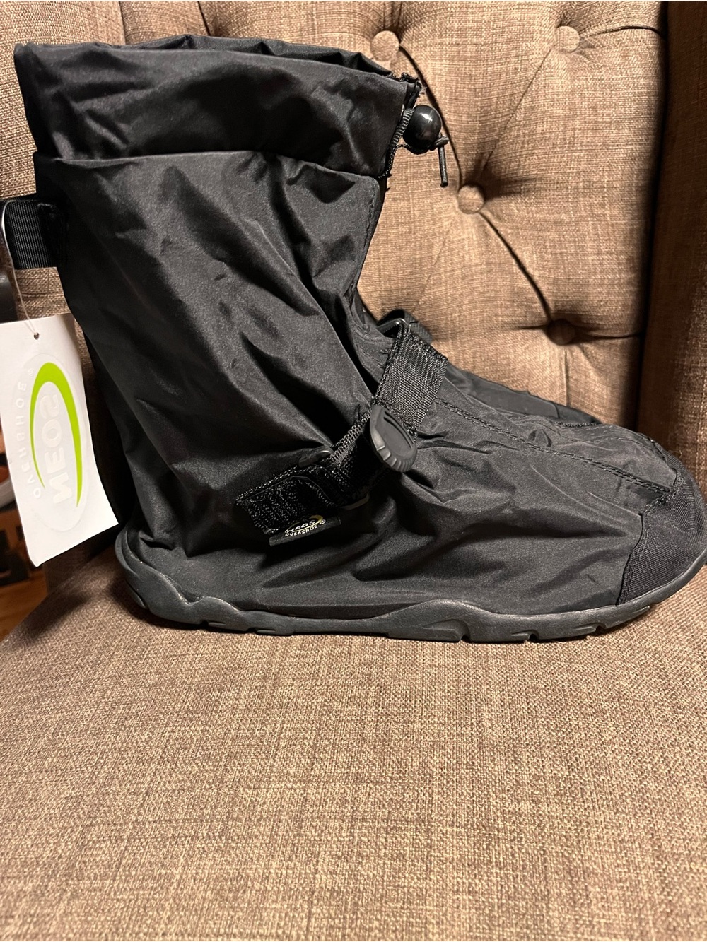 NEOS Villager waterproof overshoe size medium
